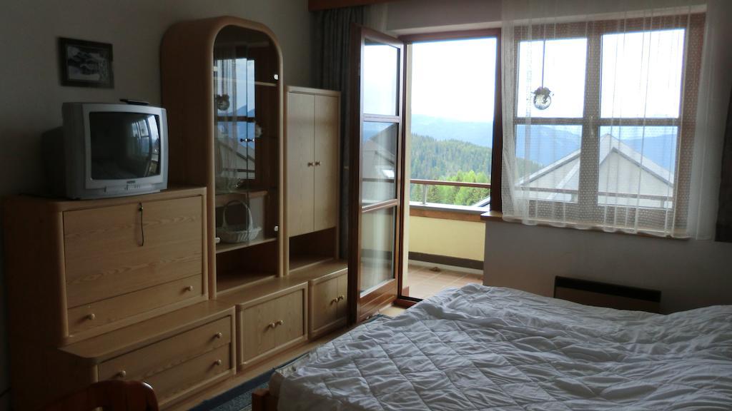 Apartment Margret Im Haus Sonnleitn Sonnenalpe Nassfeld Chambre photo