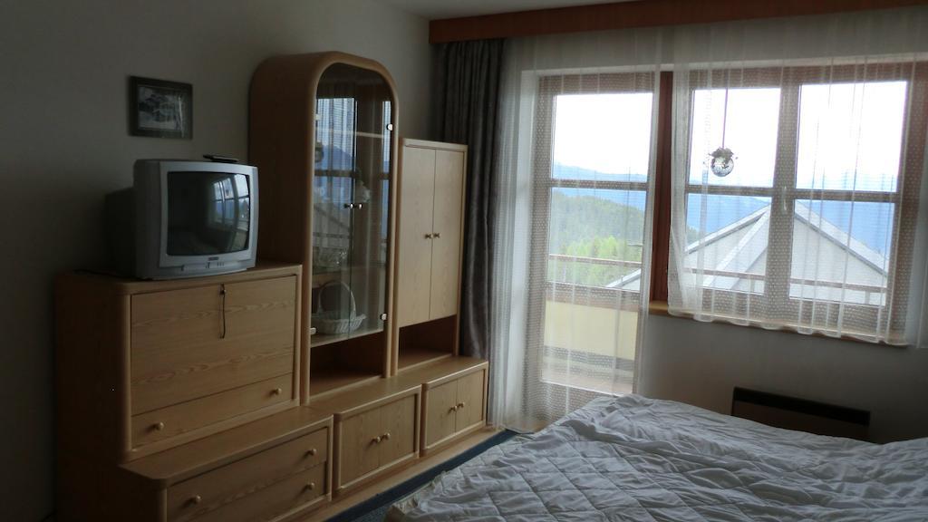 Apartment Margret Im Haus Sonnleitn Sonnenalpe Nassfeld Chambre photo